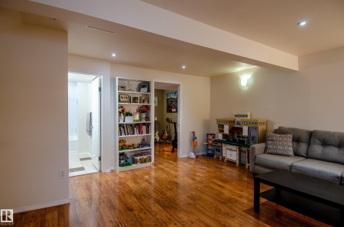 Lower floor - 3516 13 Avenue, Edmonton, AB - Indoor