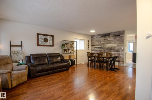 Main Floor - 3516 13 Avenue, Edmonton, AB - Indoor Photo Showing Living Room