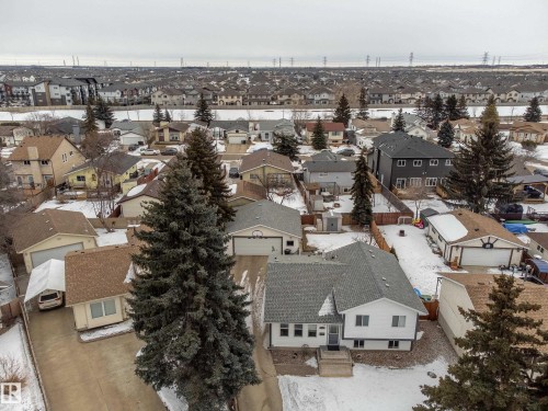 3516 13 Avenue, Edmonton, AB - Outdoor With View