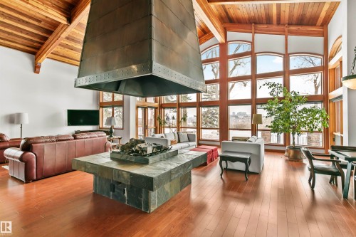 12 Wellington Crescent, Edmonton, AB - Indoor