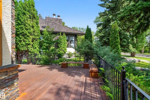 12 Wellington Crescent, Edmonton, AB - Outdoor