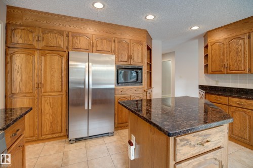 237 Bulyea Road, Edmonton, AB - Indoor Photo Showing Kitchen