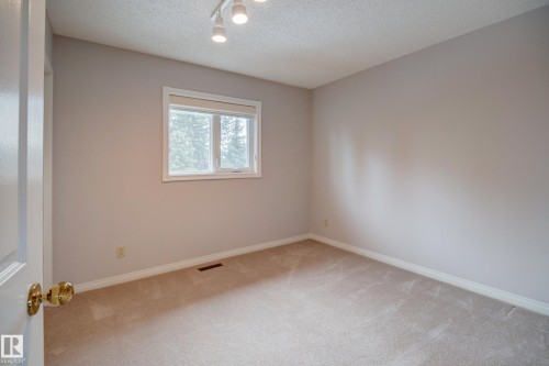 237 Bulyea Road, Edmonton, AB - Indoor Photo Showing Other Room
