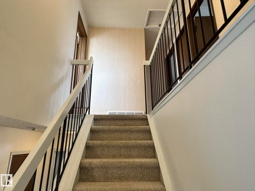 9928 181 Street, Edmonton, AB - Indoor Photo Showing Other Room