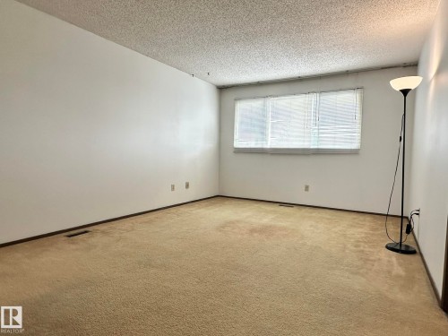9928 181 Street, Edmonton, AB - Indoor Photo Showing Other Room