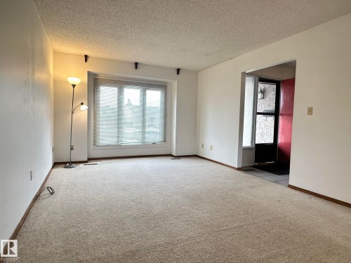 9928 181 Street, Edmonton, AB - Indoor Photo Showing Other Room