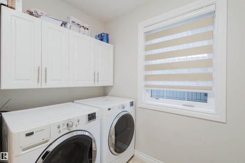 3920 Ginsburg Crescent, Edmonton, AB - Indoor Photo Showing Laundry Room