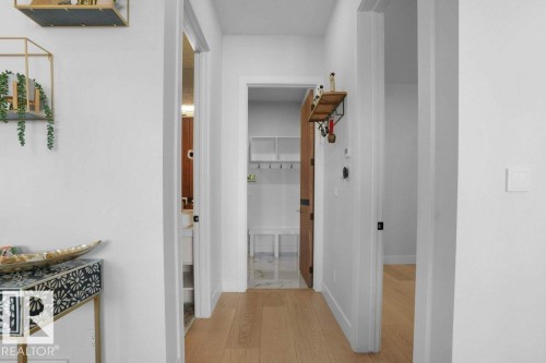 5104 Woolsey Link, Edmonton, AB - Indoor Photo Showing Other Room