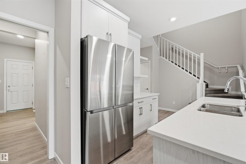 4339 Hawthorn Landing Landing, Edmonton, AB - Indoor Photo Showing Kitchen With Double Sink