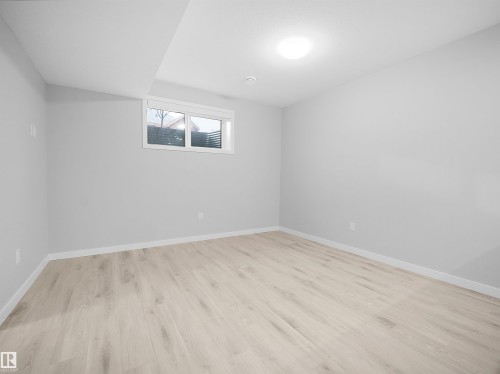 3272 Dallas Schmidt Drive, Edmonton, AB - Indoor Photo Showing Other Room