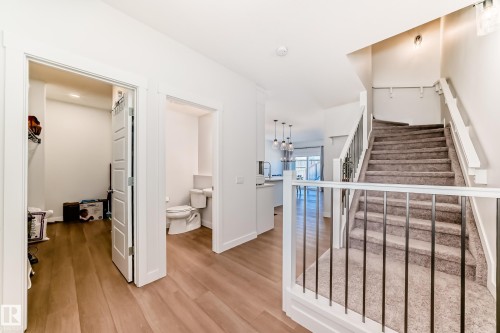 17532 49 Street, Edmonton, AB - Indoor Photo Showing Other Room
