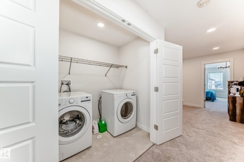 17532 49 Street, Edmonton, AB - Indoor Photo Showing Laundry Room