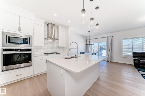 17532 49 Street, Edmonton, AB - Indoor Photo Showing Kitchen With Double Sink With Upgraded Kitchen