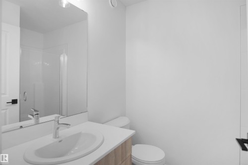 95 1430 Aster Way, Edmonton, AB - Indoor Photo Showing Bathroom