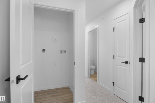 95 1430 Aster Way, Edmonton, AB - Indoor Photo Showing Other Room