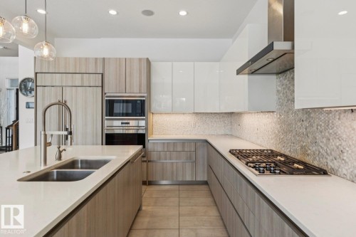 3631 Westcliff Way, Edmonton, AB - Indoor Photo Showing Kitchen With Double Sink With Upgraded Kitchen