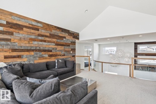 3631 Westcliff Way, Edmonton, AB - Indoor Photo Showing Living Room