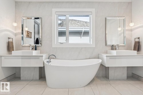 3631 Westcliff Way, Edmonton, AB - Indoor Photo Showing Bathroom