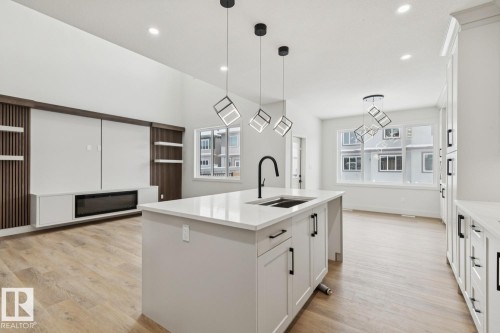 3529 42 Avenue, Beaumont, AB - Indoor Photo Showing Kitchen
