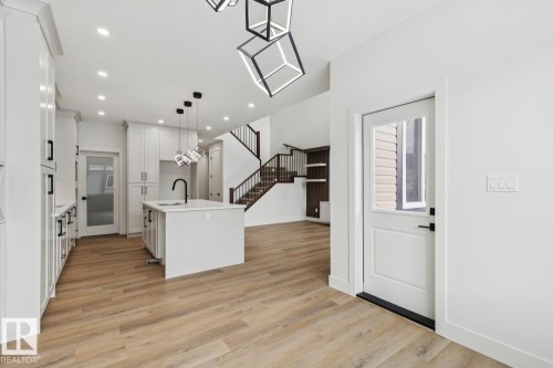 3529 42 Avenue, Beaumont, AB - Indoor