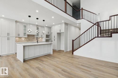3529 42 Avenue, Beaumont, AB - Indoor Photo Showing Kitchen With Upgraded Kitchen