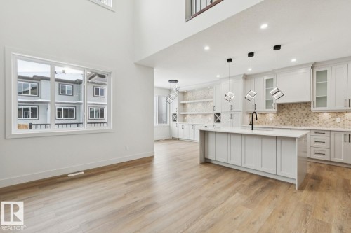 3529 42 Avenue, Beaumont, AB - Indoor Photo Showing Kitchen With Upgraded Kitchen