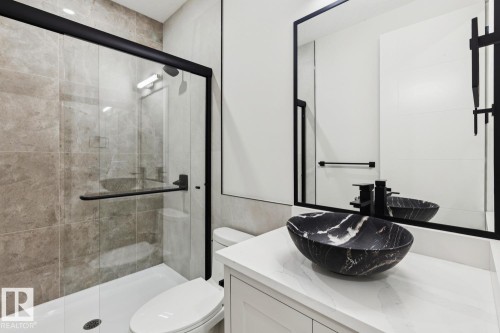 3529 42 Avenue, Beaumont, AB - Indoor Photo Showing Bathroom