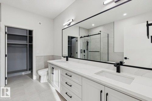 3529 42 Avenue, Beaumont, AB - Indoor Photo Showing Bathroom