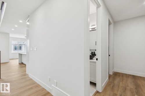 3529 42 Avenue, Beaumont, AB - Indoor Photo Showing Other Room