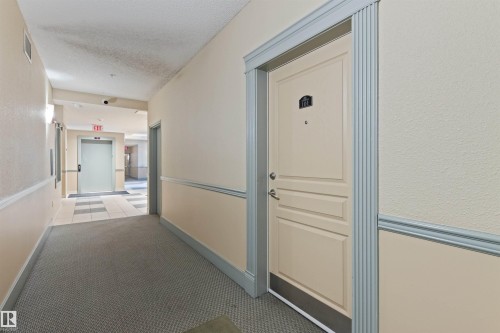 101 8931 156 Street, Edmonton, AB - Indoor Photo Showing Other Room
