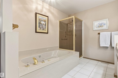 108 Ironwood Place, Edmonton, AB - Indoor Photo Showing Bathroom