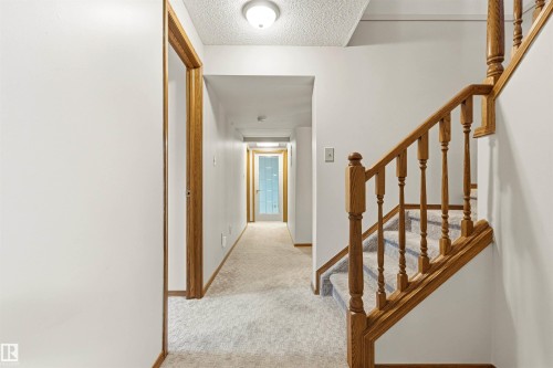 108 Ironwood Place, Edmonton, AB - Indoor Photo Showing Other Room