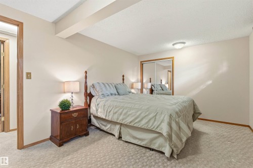 108 Ironwood Place, Edmonton, AB - Indoor Photo Showing Bedroom