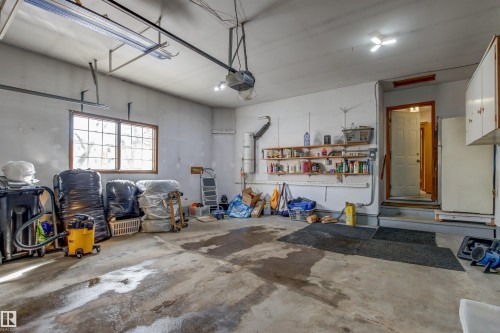 108 Ironwood Place, Edmonton, AB - Indoor Photo Showing Garage