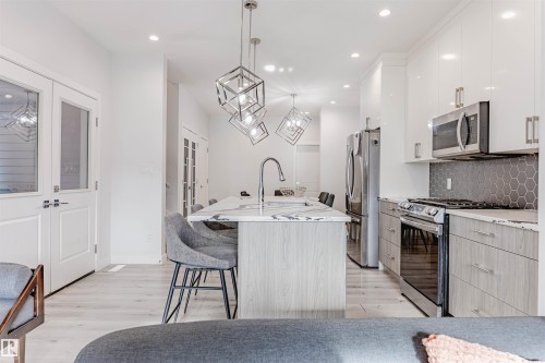 8086 Kiriak Link, Edmonton, AB - Indoor Photo Showing Kitchen With Upgraded Kitchen