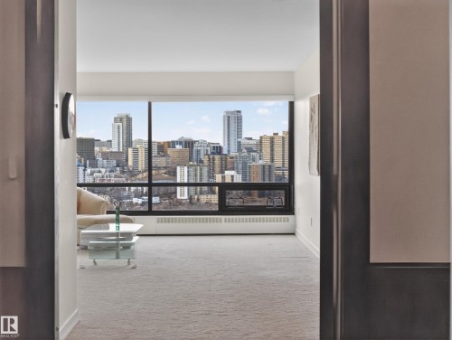 1002 9929 Saskatchewan Drive, Edmonton, AB - Indoor Photo Showing Other Room