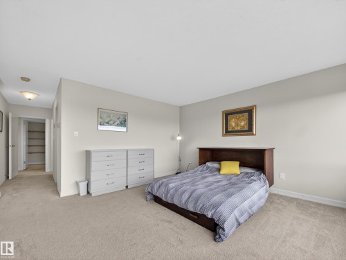 1002 9929 Saskatchewan Drive, Edmonton, AB - Indoor Photo Showing Bedroom