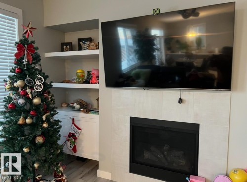 1539 200 Street, Edmonton, AB - Indoor Photo Showing Living Room With Fireplace
