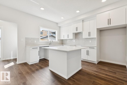 59 Gambel Loop, Spruce Grove, AB - Indoor Photo Showing Kitchen With Upgraded Kitchen