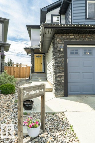 8727 Carson Way, Edmonton, AB - Outdoor