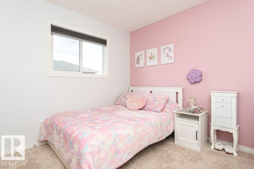 8727 Carson Way, Edmonton, AB - Indoor Photo Showing Bedroom