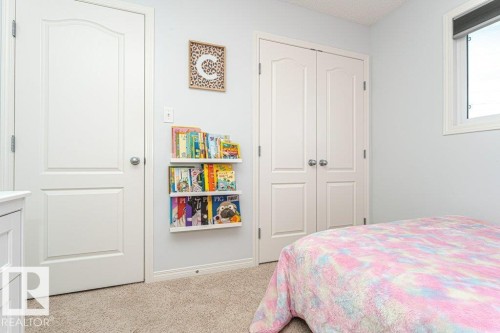 8727 Carson Way, Edmonton, AB - Indoor Photo Showing Bedroom