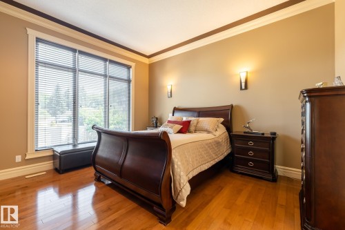 7620 98A Avenue, Edmonton, AB - Indoor Photo Showing Bedroom