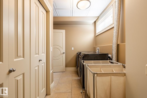 7620 98A Avenue, Edmonton, AB - Indoor Photo Showing Laundry Room