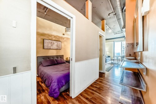 1010 10024 Jasper Avenue, Edmonton, AB - Indoor Photo Showing Other Room