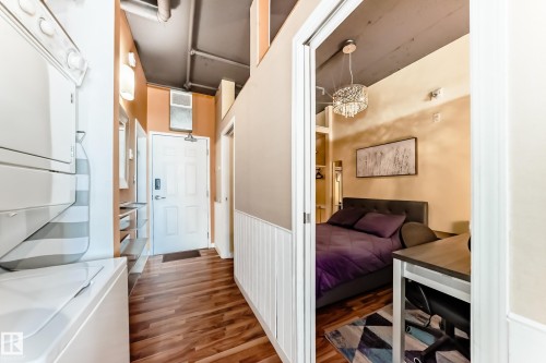 1010 10024 Jasper Avenue, Edmonton, AB - Indoor