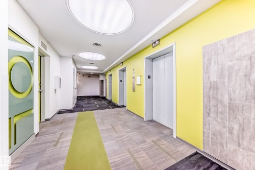 1010 10024 Jasper Avenue, Edmonton, AB - Indoor Photo Showing Other Room