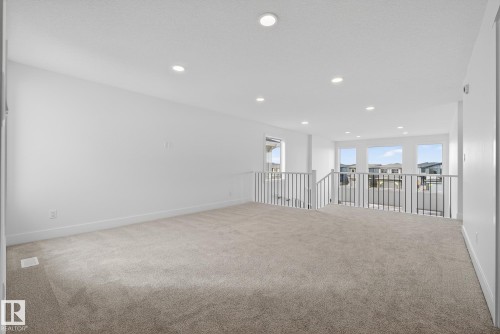 7087 Kiviaq Crescent, Edmonton, AB - Indoor Photo Showing Other Room
