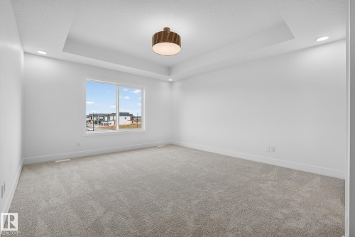 7087 Kiviaq Crescent, Edmonton, AB - Indoor Photo Showing Other Room