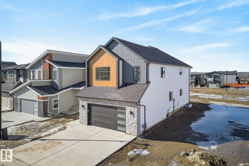 7087 Kiviaq Crescent, Edmonton, AB - Outdoor